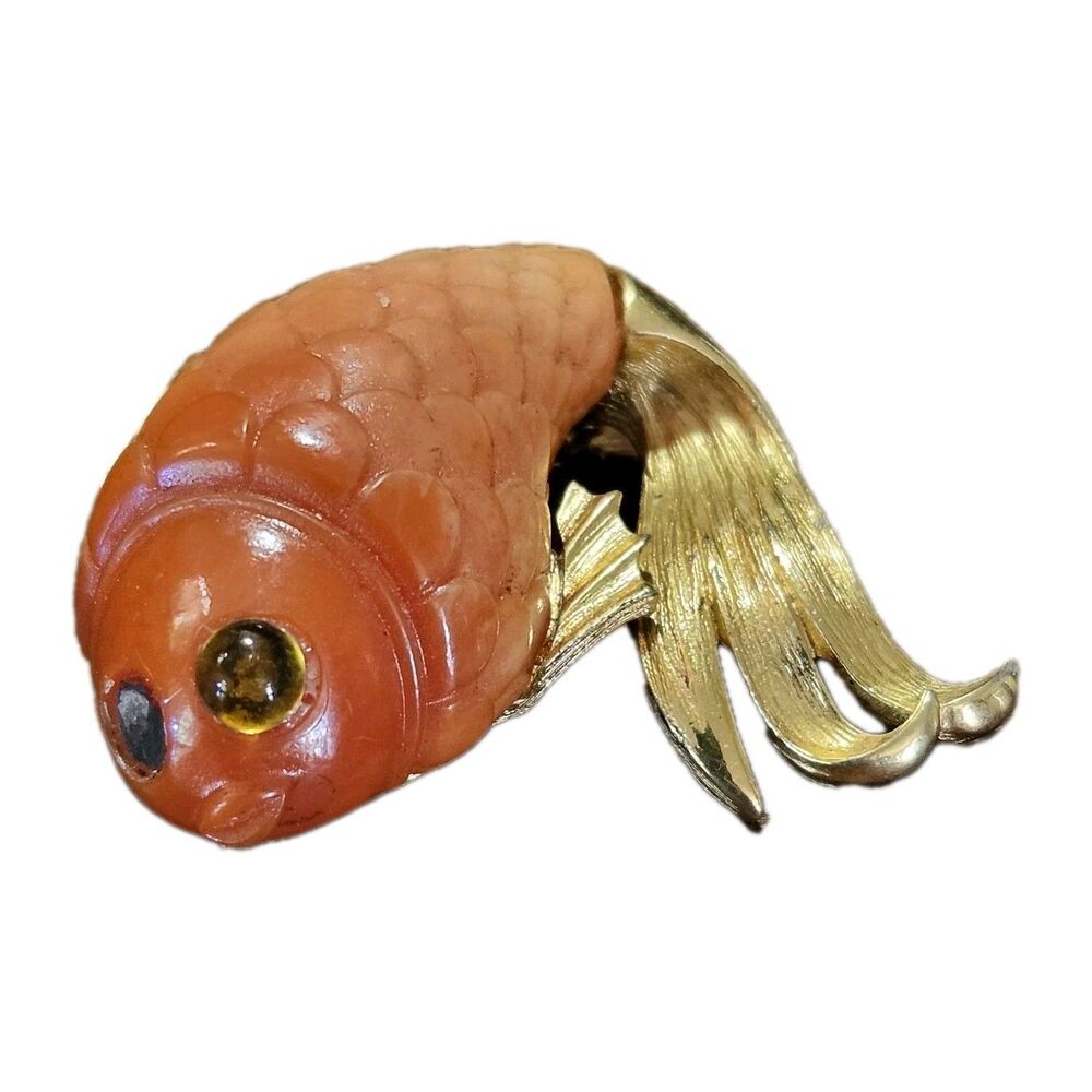 MV Vellano Red Koi Fish Jelly Belly Carved Lucite Brooch Pin MCM Vtg FOR REPAIR